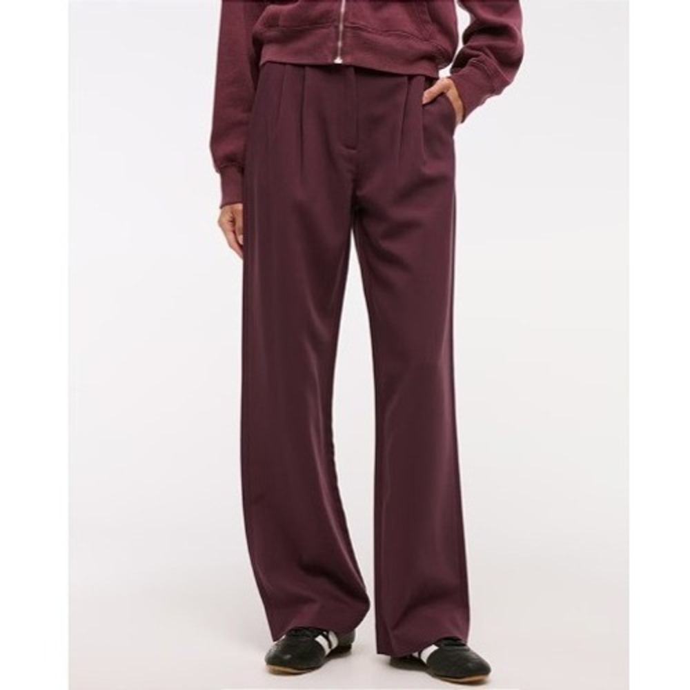 Abercrombie & Fitch Women's Sloane Tailored Wide Leg Pants Red Wine Size 27S EUC